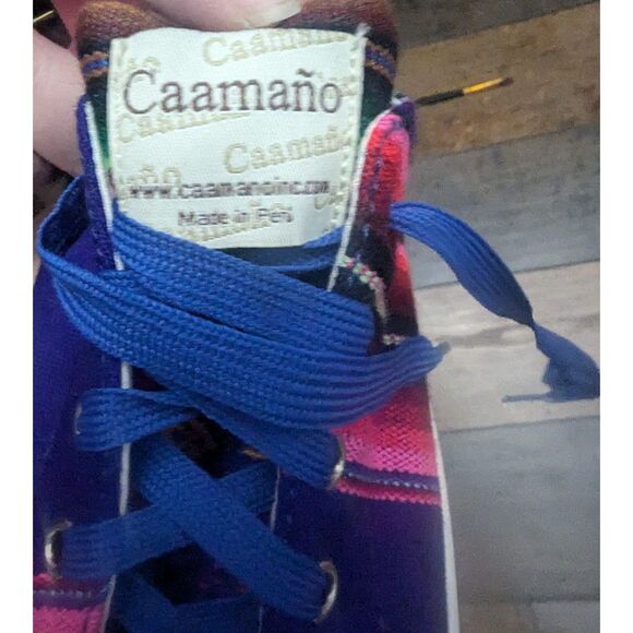 Caamaño Peruvian Canvas Sneakers – Multicolor Andean Textile – Handmade in Peru - Picture 4 of 5